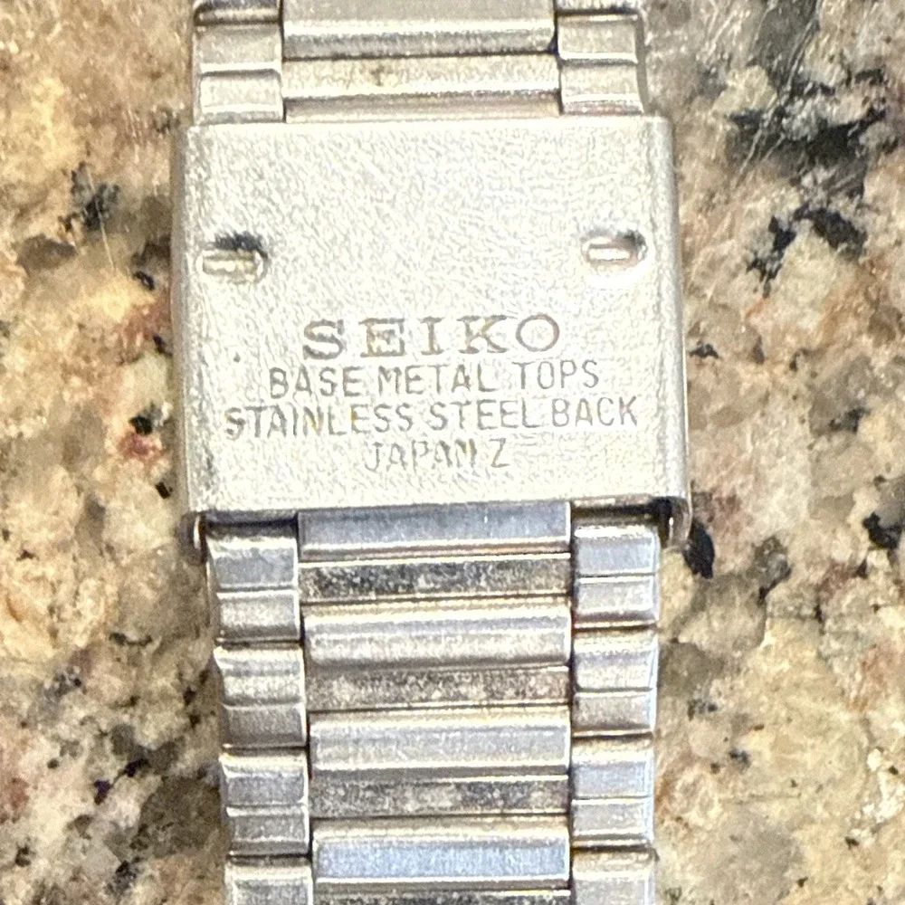 VTG Seiko Men 8620-5029 Dress Gold Tone Dial Quartz Watch Works w/ New Battery